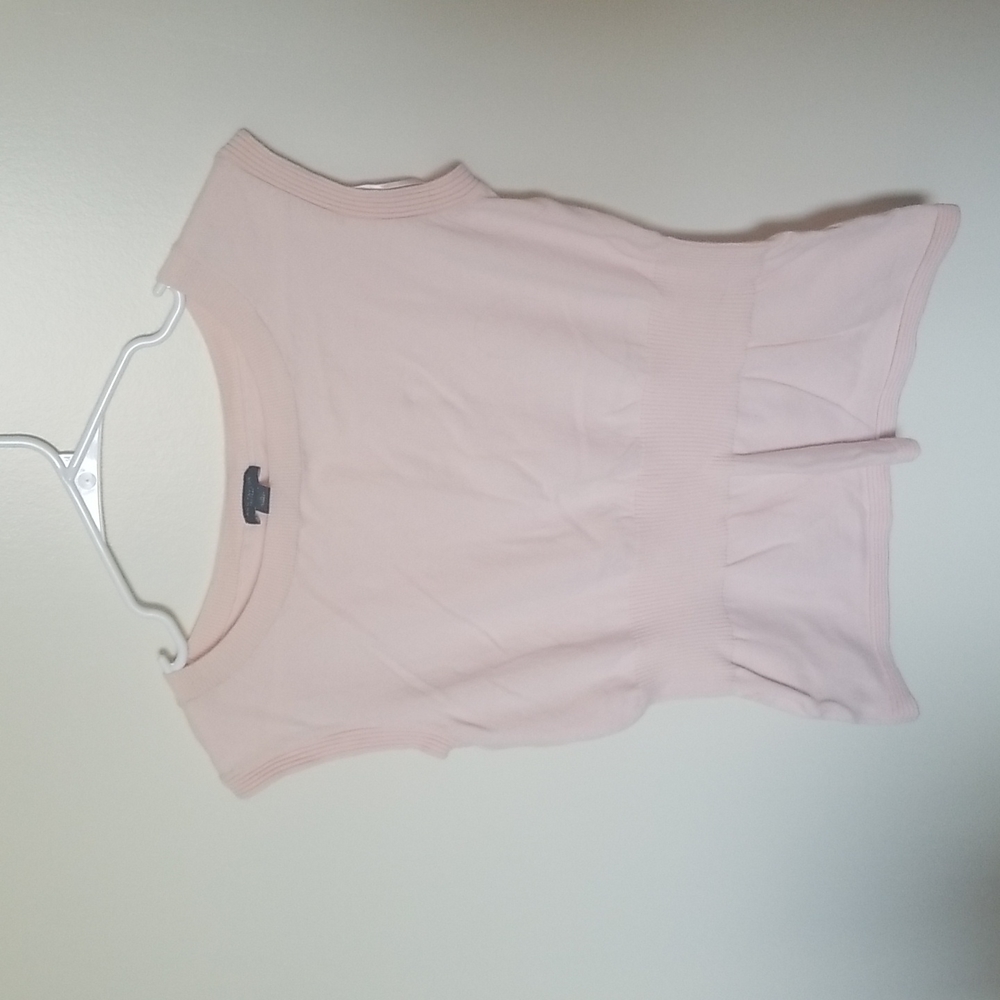Light pink Ann Taylor knit sleeveless top